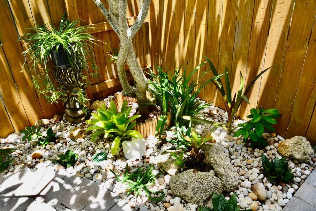 Tropical Retreat Near Beaches, Cruise Terminals Merritt Island Dış mekan fotoğraf