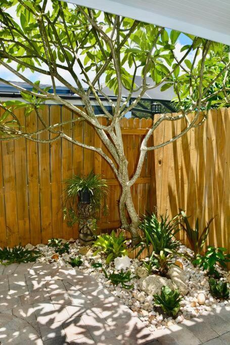 Tropical Retreat Near Beaches, Cruise Terminals Merritt Island Dış mekan fotoğraf