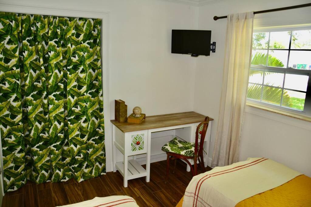Tropical Retreat Near Beaches, Cruise Terminals Merritt Island Dış mekan fotoğraf